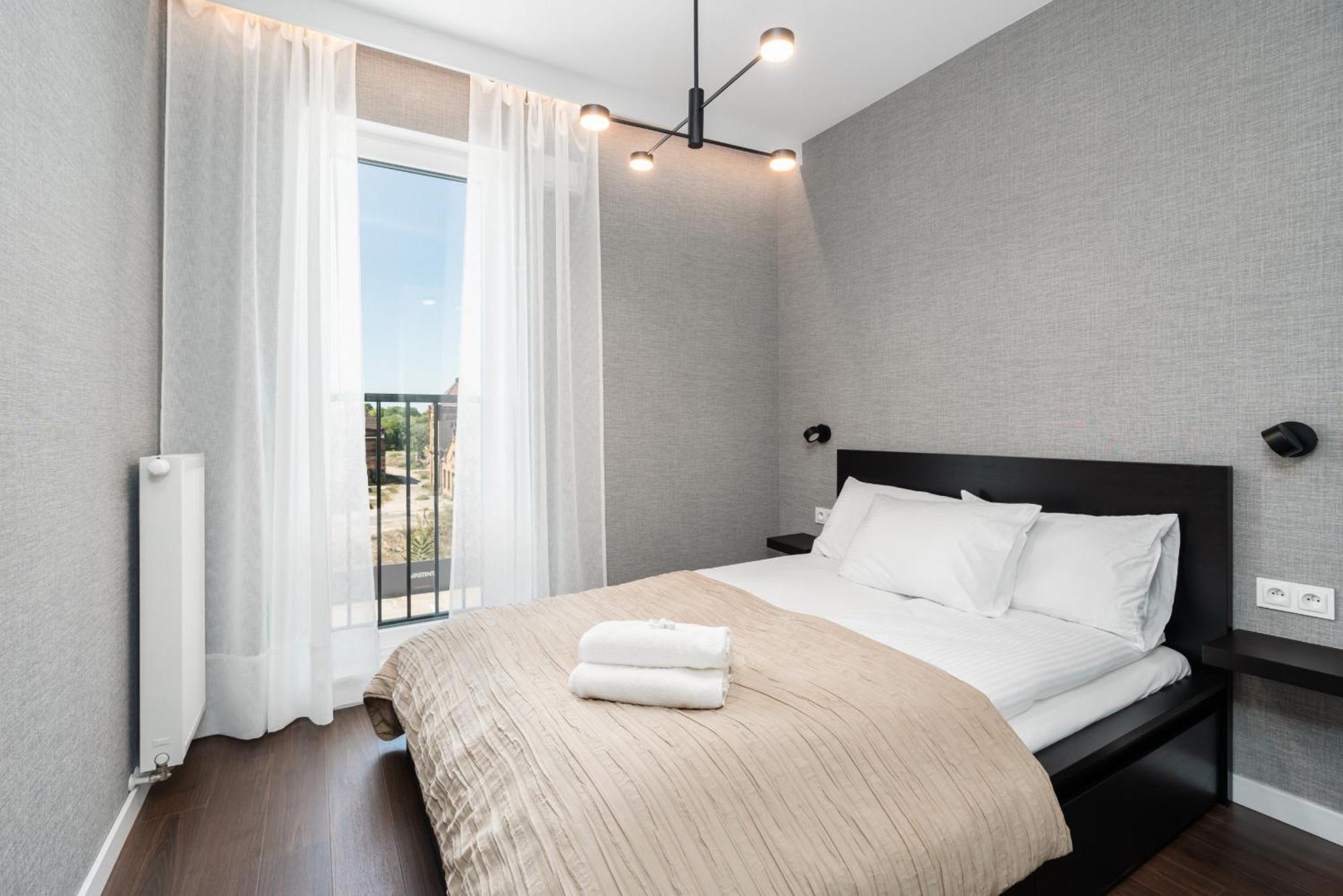 Stylish & Comfy Garbary Apartments With Parking By Noclegi Renters Познань Экстерьер фото